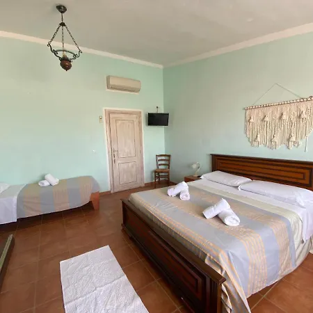 Bed & Breakfast La Pitraia